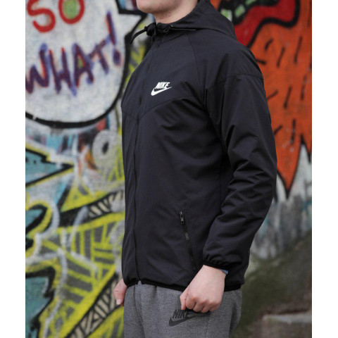 Виндраннер Nike чёрный