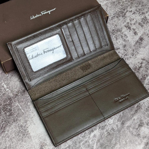 Вертикальное портмоне Ferragamo