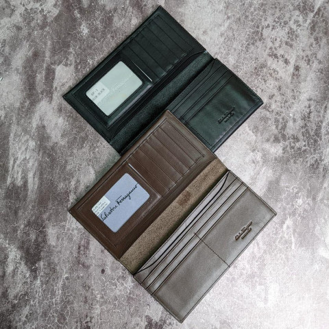 Вертикальное портмоне Ferragamo