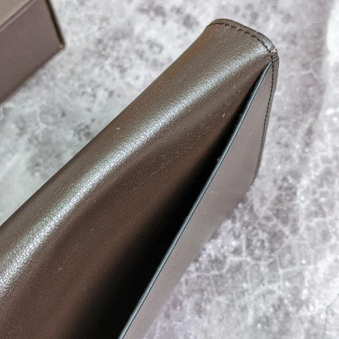 Вертикальное портмоне Ferragamo