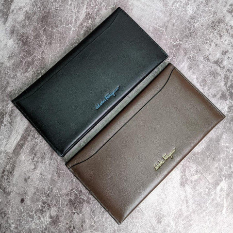 Вертикальное портмоне Ferragamo