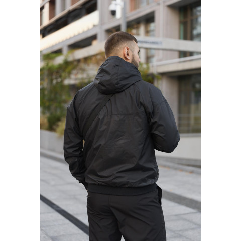 Вітровка чоловіча 