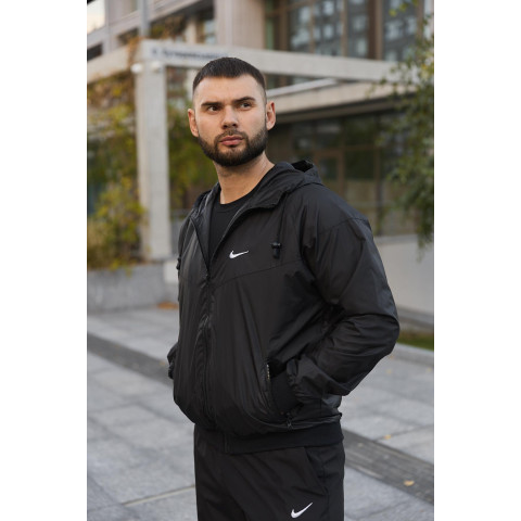 Вітровка чоловіча 