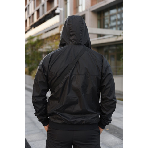 Вітровка чоловіча 