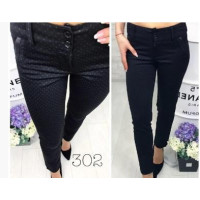 Брюки 302 екокожа на карманах, колір чорний в крапку