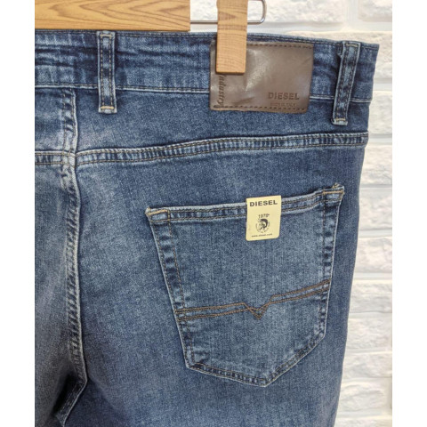 Джинсы DIESEL