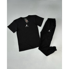Футболка(чорна)+штани Air Jordan