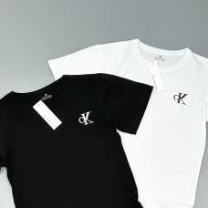 Футболка(біла)+футболка(чорна) Calvine Klein