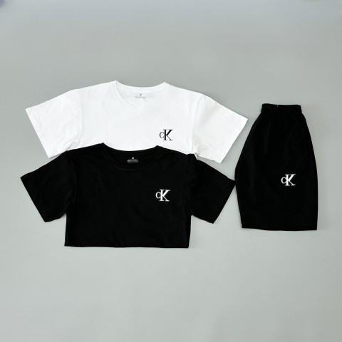 Футболка біла + футболка чорна + шорти Calvin Klein