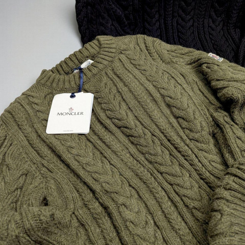 Кофта вʼязка MONCLER SwiatMCR007