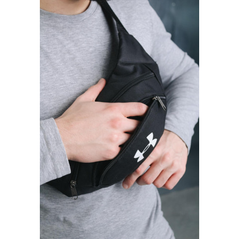 Бананка Under Armour чорна з накаткою (біле лого)