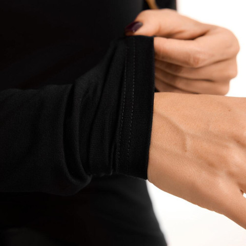 Лонгслів Pobedov Essence жіночий Чорний