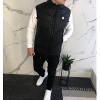 Жилетка черная Moncler