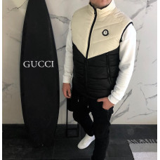 Жилетки белая Moncler