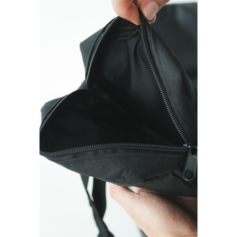 Барсетка чорна без лого маленька